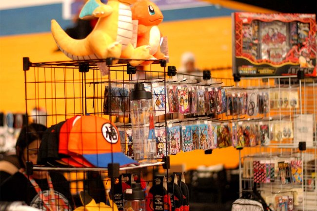 Diferença entre estandista de produtos geek comercial, estande de artista e estande de autor de livros na ABC Geek Fair